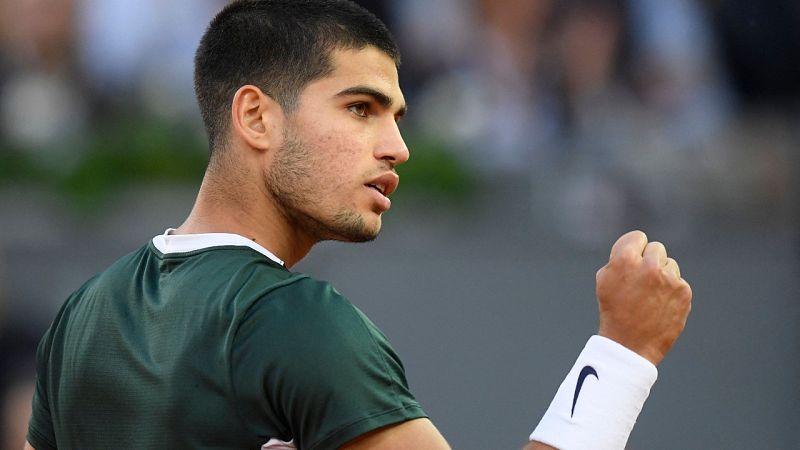 Carlos Alcaraz se cita con Rafa Nadal en los cuartos de final del Mutua Madrid Open