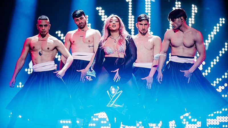¿Qué pasa con la cantante de Albania en Eurovisión? Chanel se moja y dice lo que piensa de su coreografía