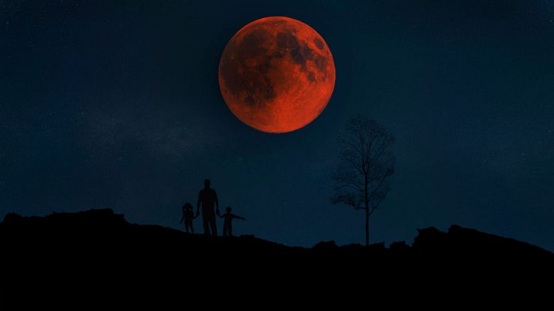 Eclipse lunar total y "luna de sangre": ¿Cómo y cuándo verlo desde España?