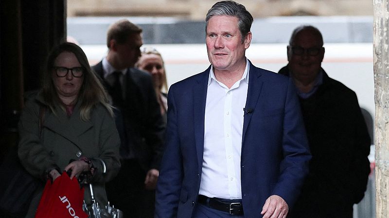 La policía británica investiga al líder laborista por una posible violación de las reglas del confinamiento
