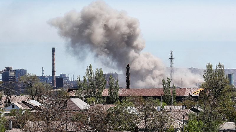 Un ataque ruso sobre una escuela deja al menos dos muertos y 60 desaparecidos en Lugansk