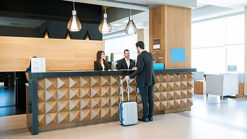 El empleo en el turismo aumentó en casi 350.000 personas el primer trimestre