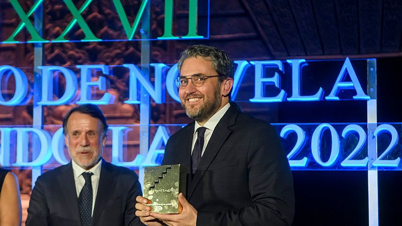 Màxim Huerta gana el premio de novela Fernando Lara con un drama familiar