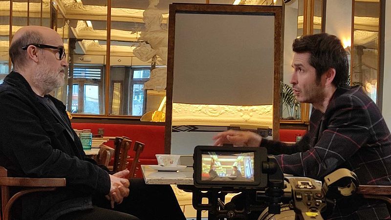 'La matemática del espejo' charla con Javier Cámara