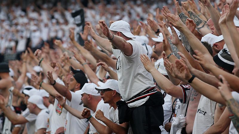 Nuevos enfrentamientos entre ultras del Eintracht y el Rangers justo antes de la final en Sevilla