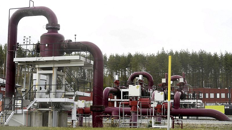 La UE acuerda llenar sus reservas de gas al 80 % para el próximo invierno