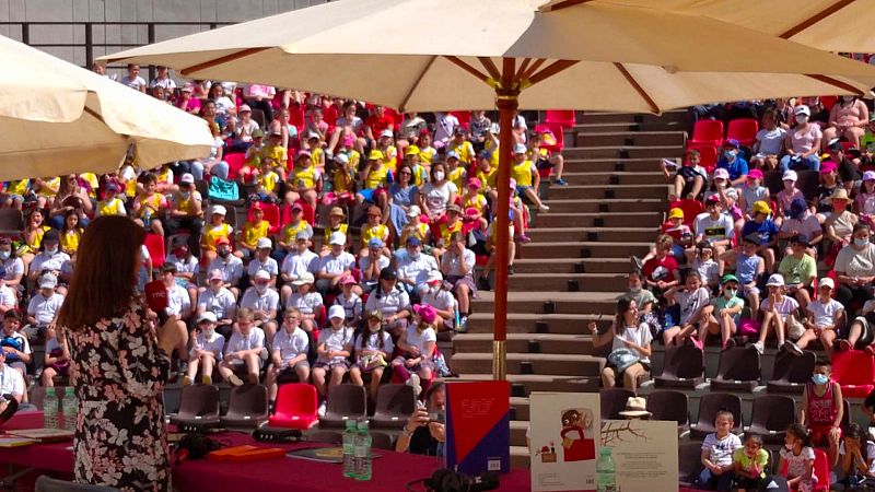 700 niños acuden a 'La estación azul de los niños'
