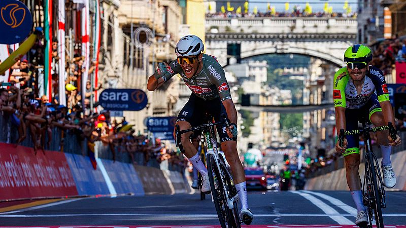 Oldani remata el trabajo del Alpecin y estrena su palmarés a lo grande en el Giro