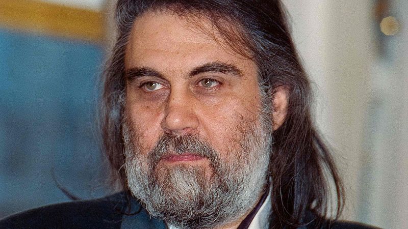 Muere Vangelis, compositor de las bandas sonoras de 'Carros de fuego' o 'Blade Runner', a los 79 años
