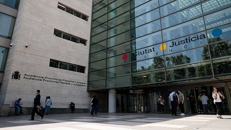 La Fiscalía recurre la libertad vigilada para los menores del caso de Burjassot y pide su internamiento