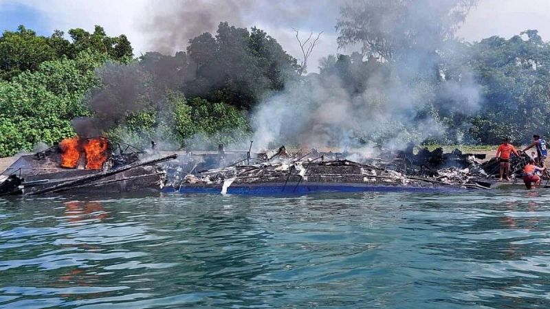 Al menos siete muertos y cuatro desaparecidos por un incendio en un barco en Filipinas