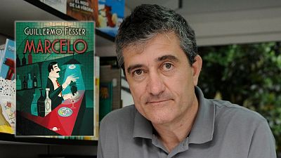 Guillermo Fesser homenajea a Marcelo, barman de una barra legendaria en EEUU