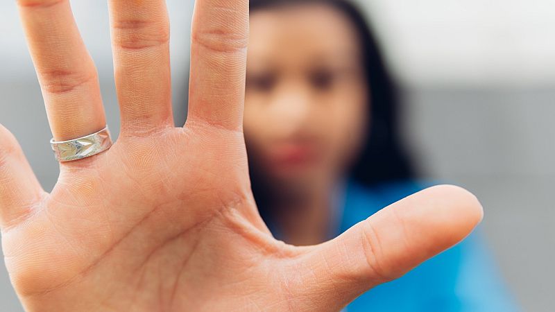 La encrucijada de las víctimas de matrimonios forzados: "Negarte a veces supone romper tus pilares familiares"