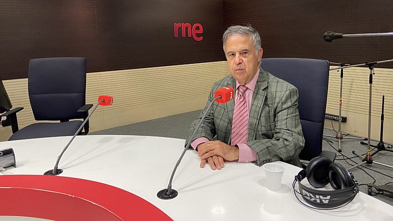Primer presidente del Parlamento andaluz: "El hecho de que Andalucía votase por primera vez era una emoción fuerte"
