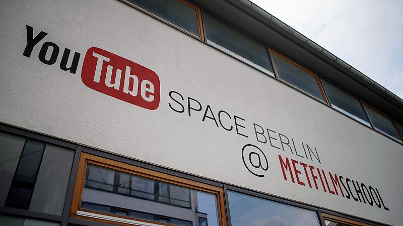 Rusia amenaza con expulsar a medios occidentales si YouTube vuelve a censurar a su portavoz de exteriores