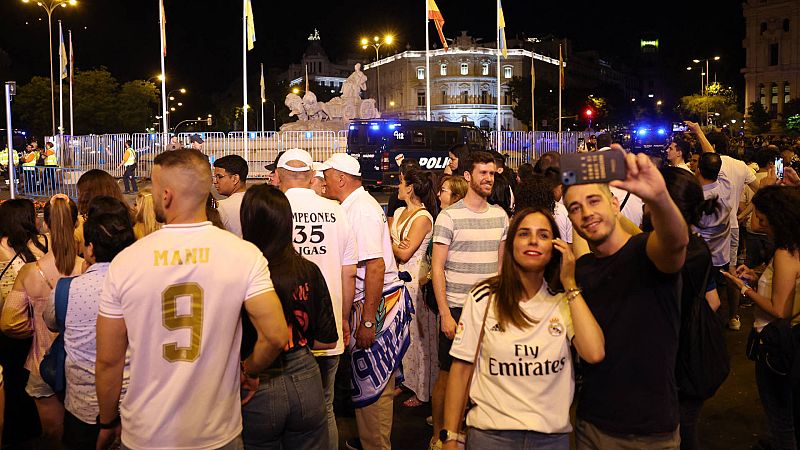 Decenas de miles de personas celebraron la Champions en Cibeles sin incidentes graves