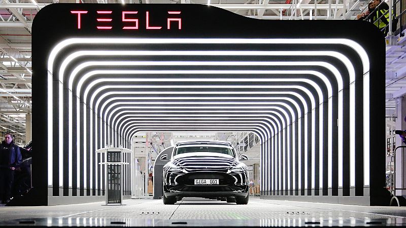 Elon Musk planea recortar un 10% la plantilla de Tesla por un "mal presentimiento" sobre la economía