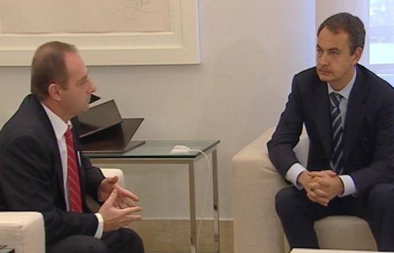 Zapatero promete a los familiares de Marta una reforma para que las penas se cumplan íntegras