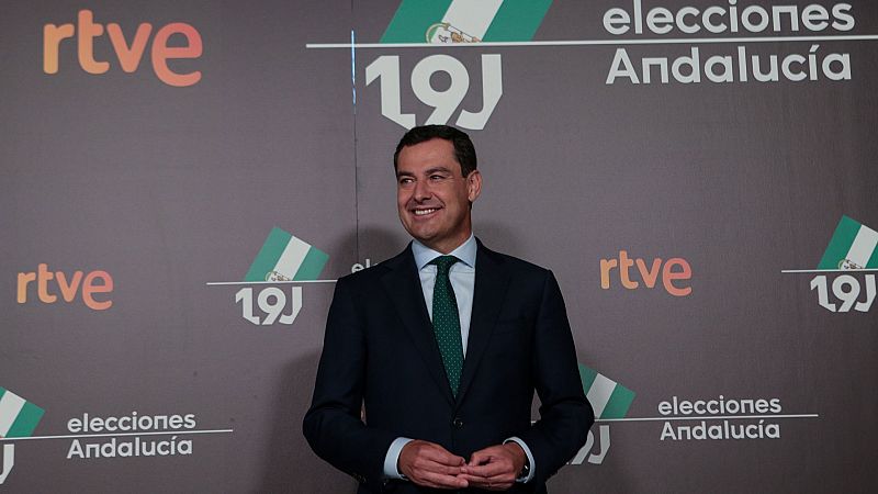 Moreno insiste en gobernar solo sin Vox y Espadas se erige como el "único" capaz de "frenar a la ultraderecha"