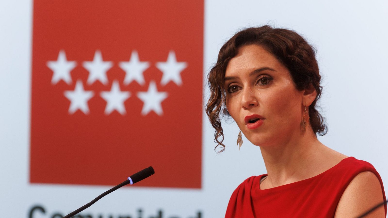 Ayuso recurre ante el Supremo el currículo de Bachillerato  en solitario