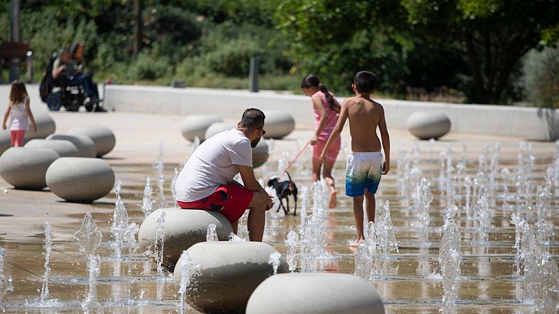 La AEMET alerta de que la "posible" primera ola de calor de este año será "una de las más tempranas"