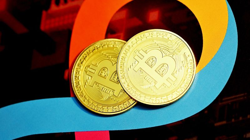 Varios menores vinculados a criptoestafas, en paradero desconocido