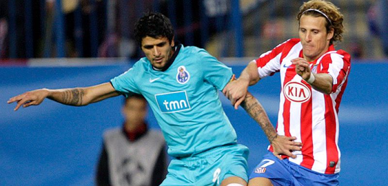 El Atleti empata ante el Oporto con un juego pobre