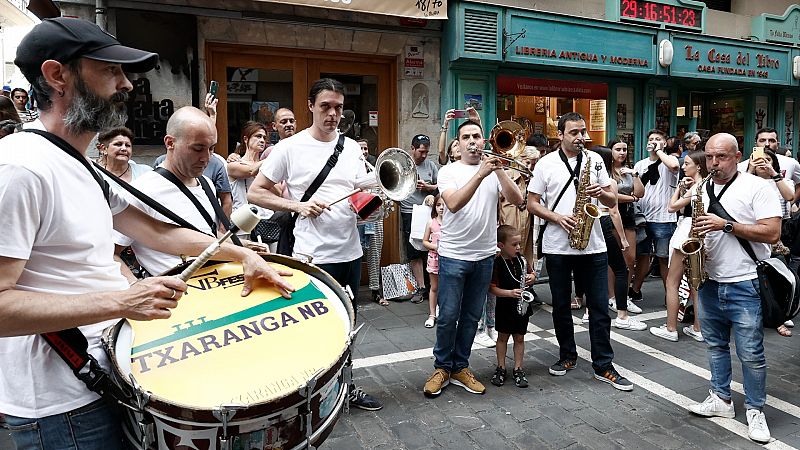 Las calles de Pamplona se vestirán con las caras de sus vecinos durante los Sanfermines