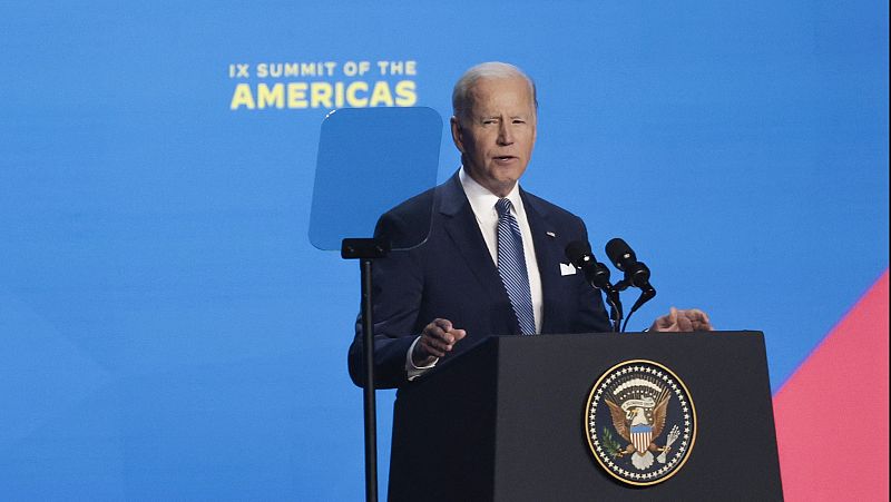 Biden apela a la unidad en una Cumbre de las Américas marcada por su veto a tres países y las ausencias de otros