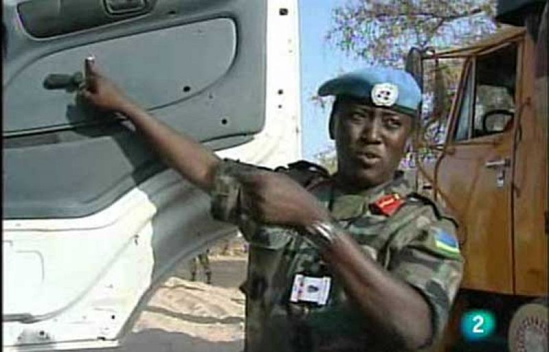 Un comandante de la ONU en Darfur, acusado de genocidio