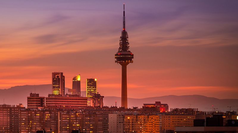 ¿Te gustaría subir al Pirulí? RTVE te trae un concurso por su 40 cumpleaños