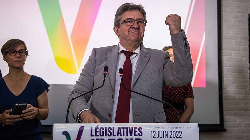 Mélenchon celebra la "derrota" de Macron en las legislativas y el partido presidencial advierte del peligro de "los extremos"