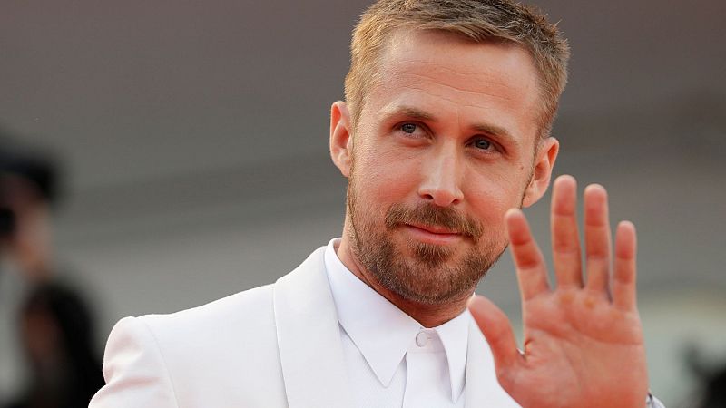 Ryan Gosling entra en el universo Barbie, ¡un Ken de lo más sexy!