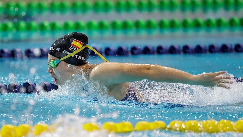 La española Anastasiya Dmytriv, campeona del mundo de 100 braza con 13 años
