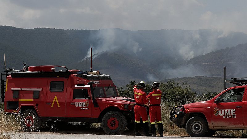 El operativo contra incendios en Navarra centra los esfuerzos en dos focos que siguen activos