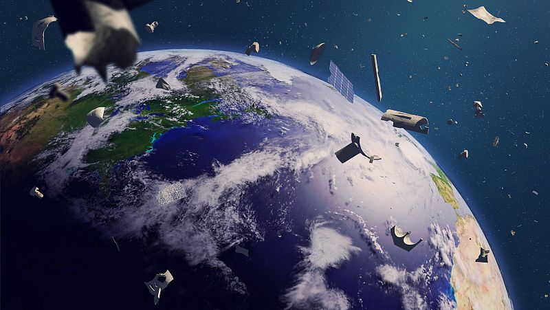 Restos de un cohete chino dejan una hilera de bolas de fuego que cruzan el cielo de España