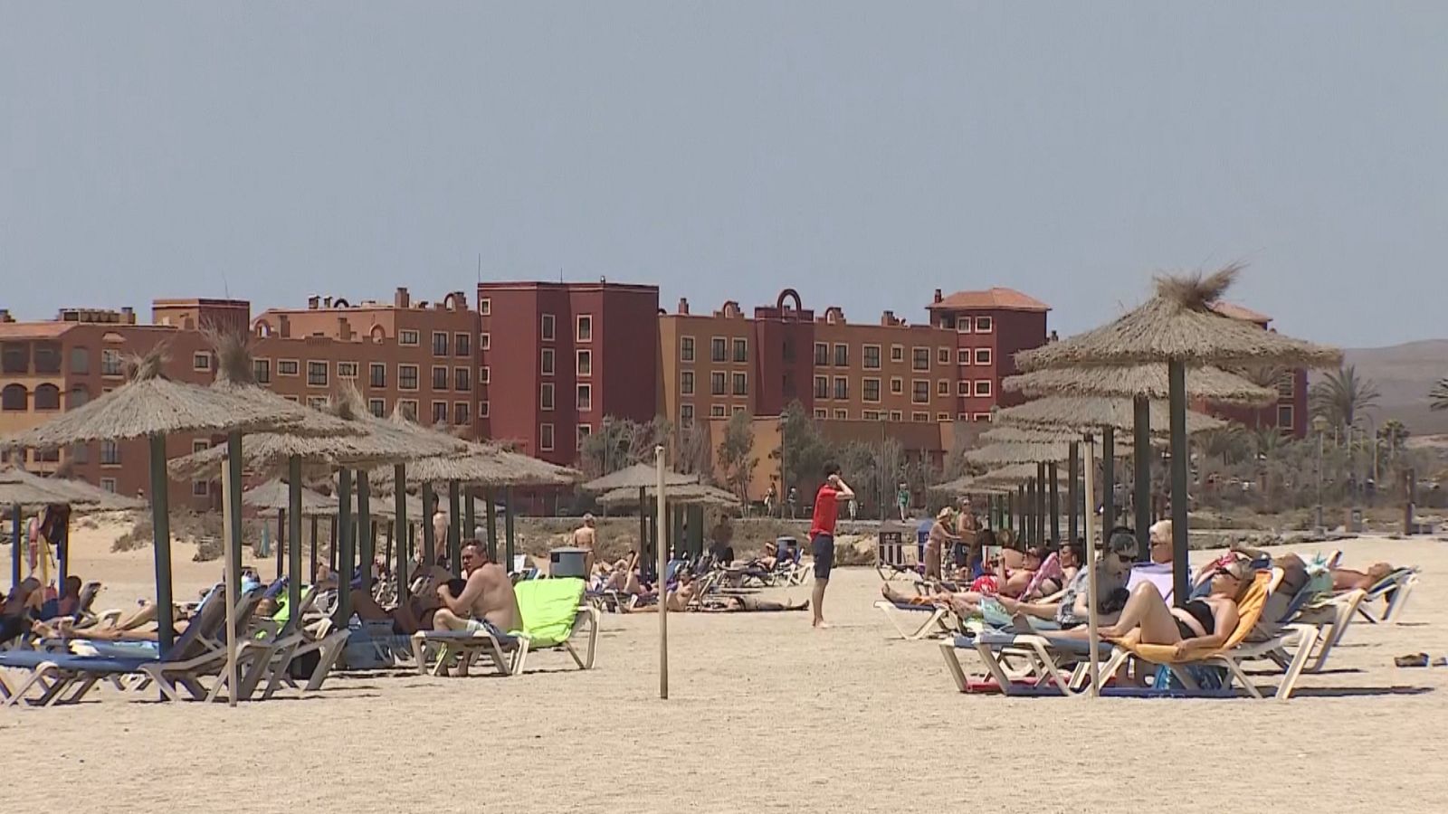 Canarias lidera el aumento de compras de vivienda por parte de extranjeros residentes | Ver