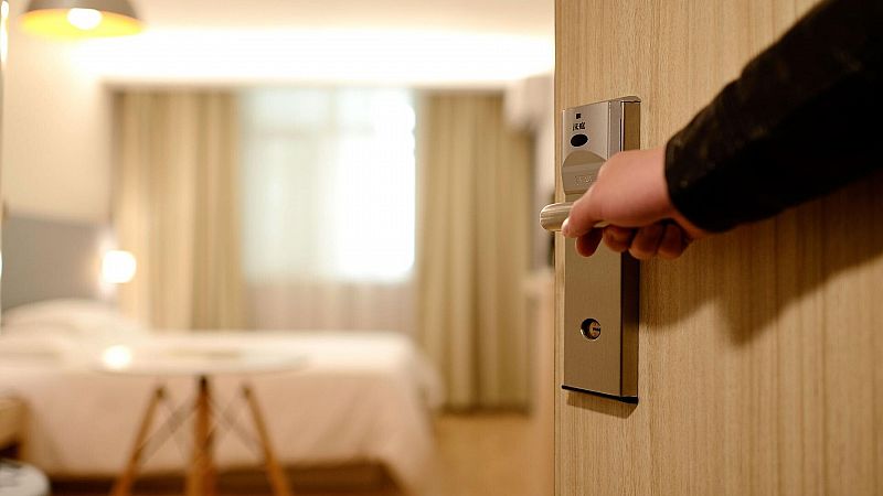 Las pernoctaciones hoteleras se cuadruplican en mayo y los precios suben un 22,1%