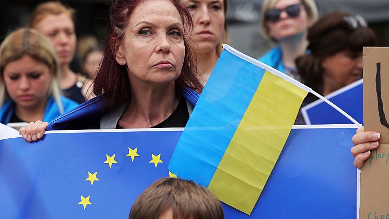 La Unión Europea muestra su apoyo a Ucrania y acepta su candidatura para ser país miembro: "Es histórico"