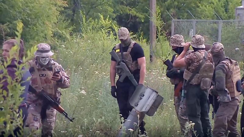 Novoyakovlivka, una aldea destruida por las armas prohibidas de Rusia: "Vi por la ventana que todo estaba en llamas"