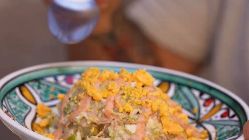 Ensaladilla rusa de patatas bravas al estilo Gipsy Chef