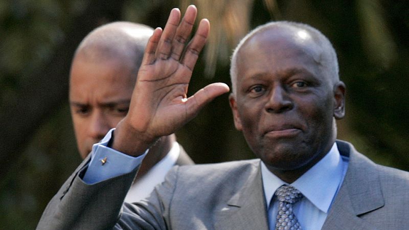 Muere en Barcelona el expresidente de Angola José Eduardo dos Santos