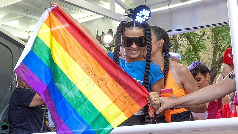 Chanel, con un 'look' muy Rosalía en la carroza del Orgullo LGBTIQ+