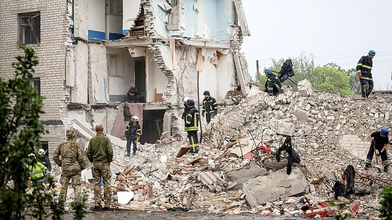 El ataque ruso en Chasiv Yar, región de Donetsk, deja ya 43 muertos y nueve heridos