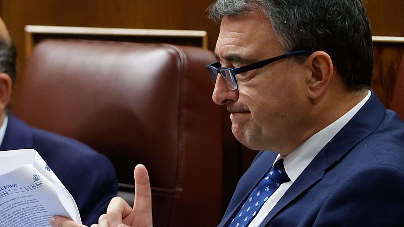 Esteban critica a Sánchez por gobernar "como si tuviera mayoría absoluta" al no comunicarles antes las medidas