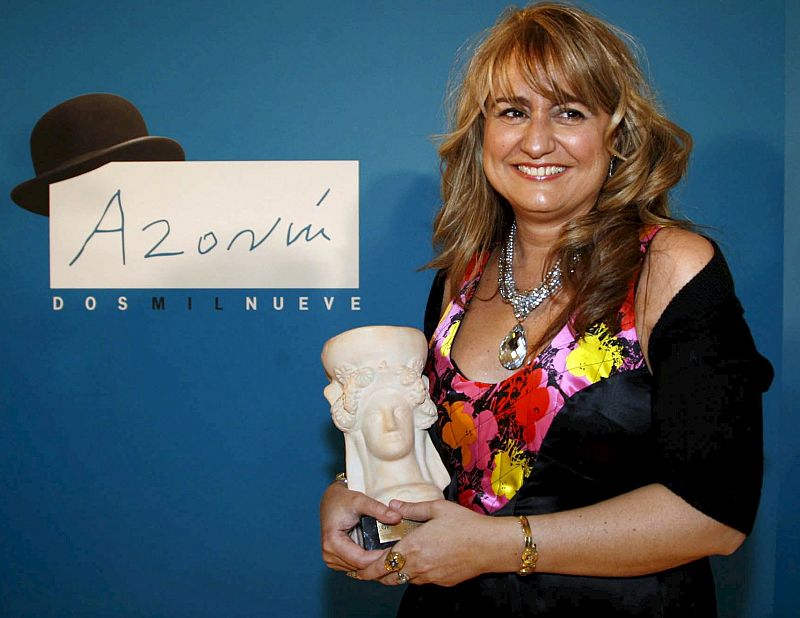 Dolores Beccaría gana el Premio Azorín con la novela 'El arte de perder'
