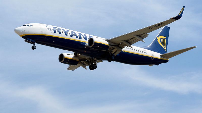 Nueve vuelos cancelados y retrasos en 215 en la novena jornada de huelga Ryanair