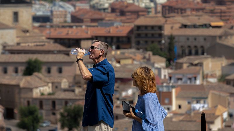 El efecto del calor extremo en las personas con esclerosis múltiple: "Es como si se te acabara la batería"