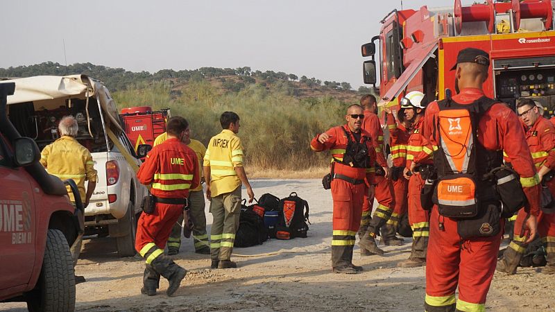 Un incendio en el valle del Jerte "claramente provocado" complica la lucha contra el fuego en Extremadura