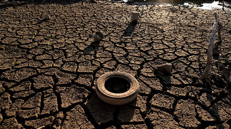 Sequías extremas, lluvias torrenciales y epidemias: el futuro incierto que nos depara el "caos climático" ya está aquí